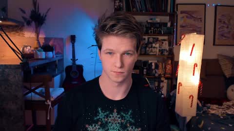 brestonsweet online show from December 5, 8:33 pm