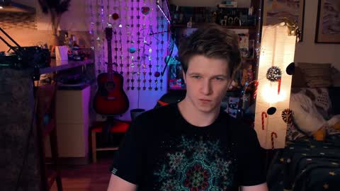brestonsweet online show from December 13, 6:16 pm