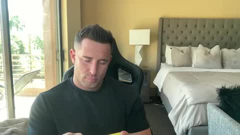 Brett Mycles online show from October 2, 6:04 pm