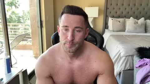 Brett Mycles online show from October 4, 5:11 pm