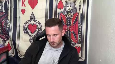 Brett Mycles online show from November 17, 8:36 pm