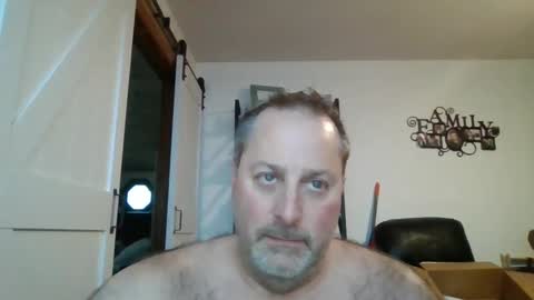hey online show from December 11, 6:42 pm