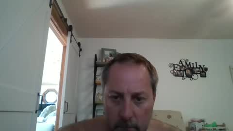hey online show from September 8, 7:35 pm