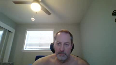 hey online show from February 14, 6:04 pm