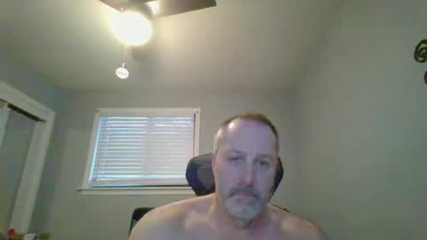 hey online show from February 19, 9:55 pm