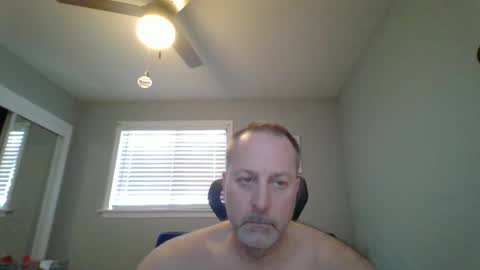 hey online show from February 22, 5:22 pm