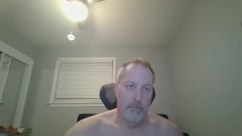 hey online show from February 26, 3:38 am