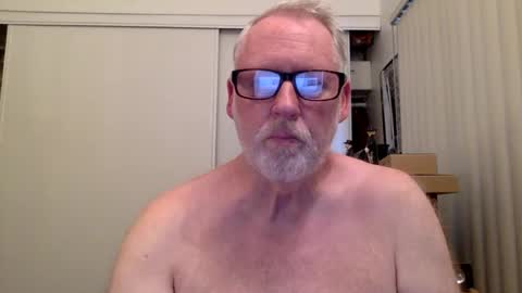 Snapshot of breweriana246543 chatting on July 1, 8:41 pm breweriana246543 online show from July 1, 8:41 pm