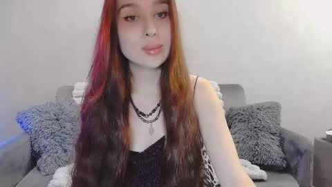 Snapshot of bri_fox chatting on March 29, 5:35 pm bri_fox online show from March 29, 5:35 pm