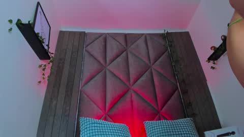 B R I A  online show from March 18, 4:04 am