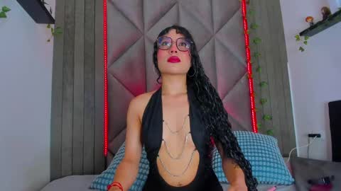 Snapshot of briaconner_ chatting on April 22, 2:58 am B R I A online show from April 22, 2:58 am