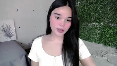 Claire online show from July 21, 1:35 pm