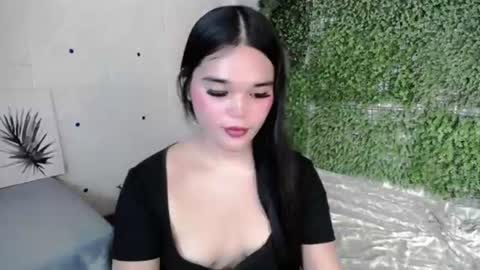 Claire online show from July 31, 1:32 pm