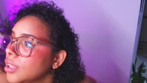 briana_smile online show from February 11, 11:54 pm