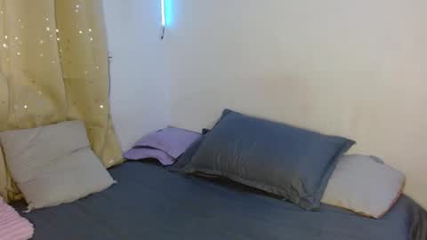 briana_stark online show from October 25, 1:29 pm