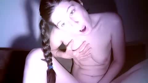 Snapshot of brianapink chatting on December 20, 4:57 pm Briana online show from December 20, 4:57 pm