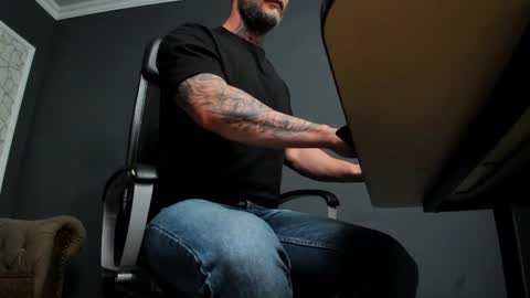 Brian online show from December 23, 5:16 am