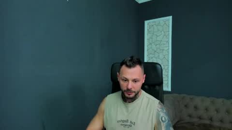 Snapshot of brianhunts chatting on June 9, 4:13 am Brian online show from June 9, 4:13 am
