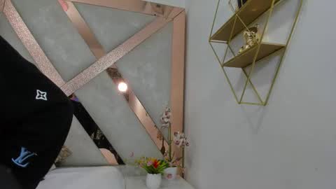 Snapshot of brianna_beltran chatting on February 23, 3:26 am brianna_beltran online show from February 23, 3:26 am