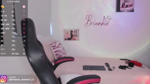Brianna  online show from December 5, 6:22 pm