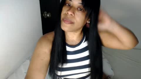 Snapshot of briannacute chatting on July 29, 11:47 pm Briaa online show from July 29, 11:47 pm