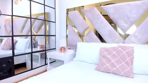 Brianna  online show from December 4, 12:47 pm