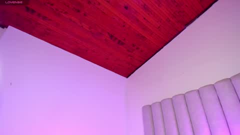 Snapshot of briannajackson_ chatting on January 18, 2:12 pm brianna online show from January 18, 2:12 pm