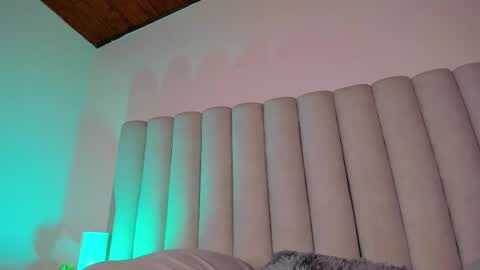 Snapshot of briannajackson_ chatting on February 27, 11:41 am brianna online show from February 27, 11:41 am