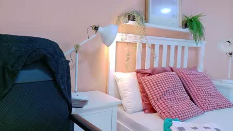 Snapshot of briannajackson_ chatting on October 7, 11:40 am brianna online show from October 7, 11:40 am