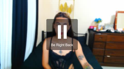 Briannarose online show from November 3, 8:59 am