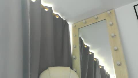 briannawhite10 online show from March 20, 8:35 pm