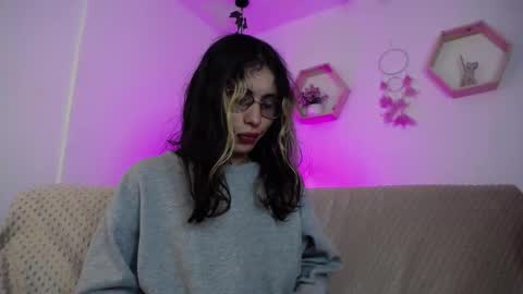 Snapshot of briarandblair chatting on February 12, 5:16 pm briarandblair online show from February 12, 5:16 pm