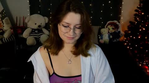 briarwynn online show from December 18, 10:27 pm