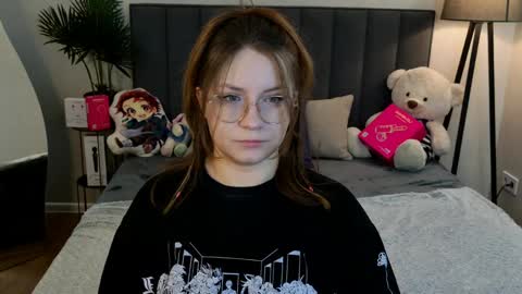 briarwynn online show from March 15, 9:32 pm