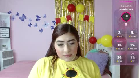Snapshot of briathomas chatting on April 28, 2:38 am DAYANNA online show from April 28, 2:38 am