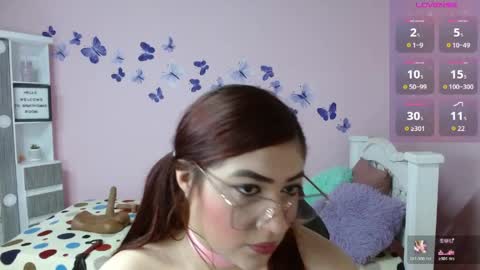 Snapshot of briathomas chatting on May 13, 12:19 am DAYANNA online show from May 13, 12:19 am