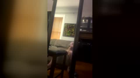 Snapshot of bricks808 chatting on April 1, 1:41 pm bricks808 online show from April 1, 1:41 pm