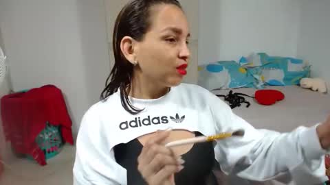brida_angela29 online show from May 17, 10:00 am