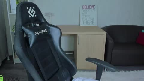 Snapshot of bridgetbottrel chatting on March 16, 12:27 am Bridget online show from March 16, 12:27 am