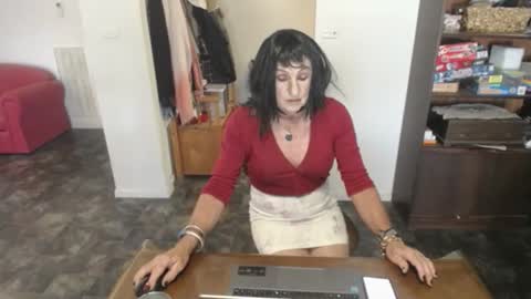 bridgetfouru online show from February 16, 2:51 am