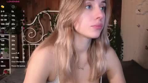 Mary online show from February 16, 5:48 pm