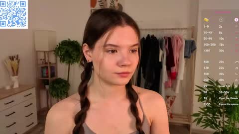 Megan online show from May 5, 1:13 am