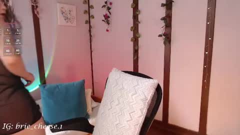Brie  Ill be away November 2829 and 30. See u on Sunday for more fun online show from August 6, 3:14 pm