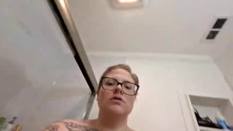 Snapshot of briebaby88 chatting on June 9, 9:04 pm Leela Marie xo online show from June 9, 9:04 pm