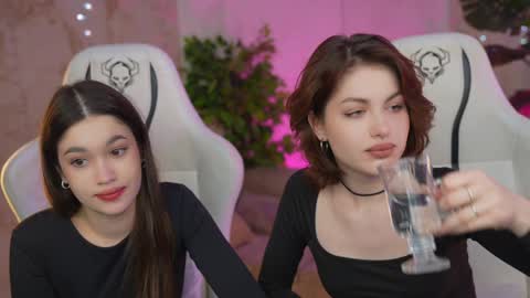 Diamonds Girls online show from January 15, 6:19 pm