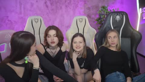 Diamonds Girls online show from January 17, 3:32 pm