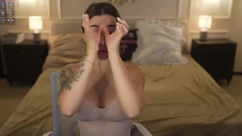 Diamonds Girls online show from November 3, 7:42 am