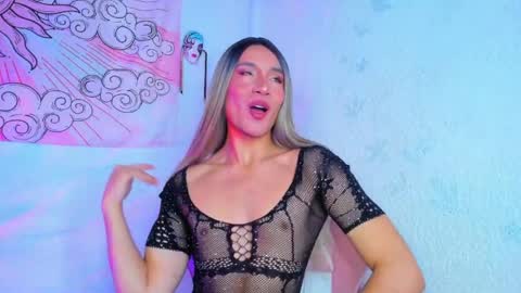Snapshot of brihanna_cooper chatting on April 3, 2:15 pm bri online show from April 3, 2:15 pm