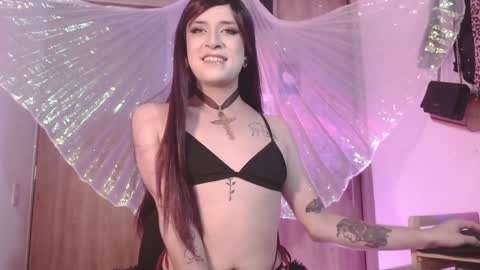 Snapshot of brillamettal chatting on December 23, 1:51 am Brilla Mettal online show from December 23, 1:51 am