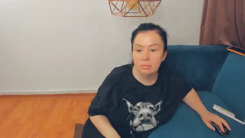 brilliantegirl_ online show from July 7, 6:38 am